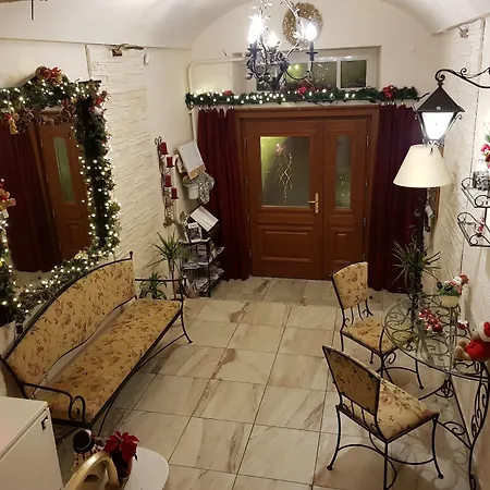 罗曼缇卡埃格酒店 埃格尔