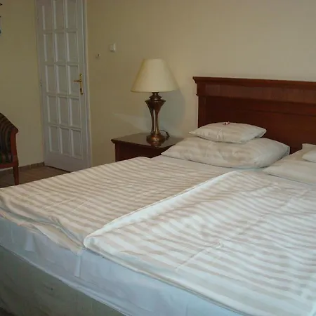 酒店 罗曼缇卡埃格酒店