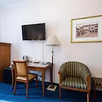 Romantik Otel Eğri